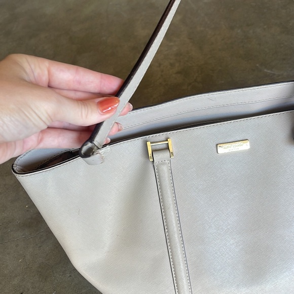 Kate spade large bag (broken strap) - Picture 3 of 5